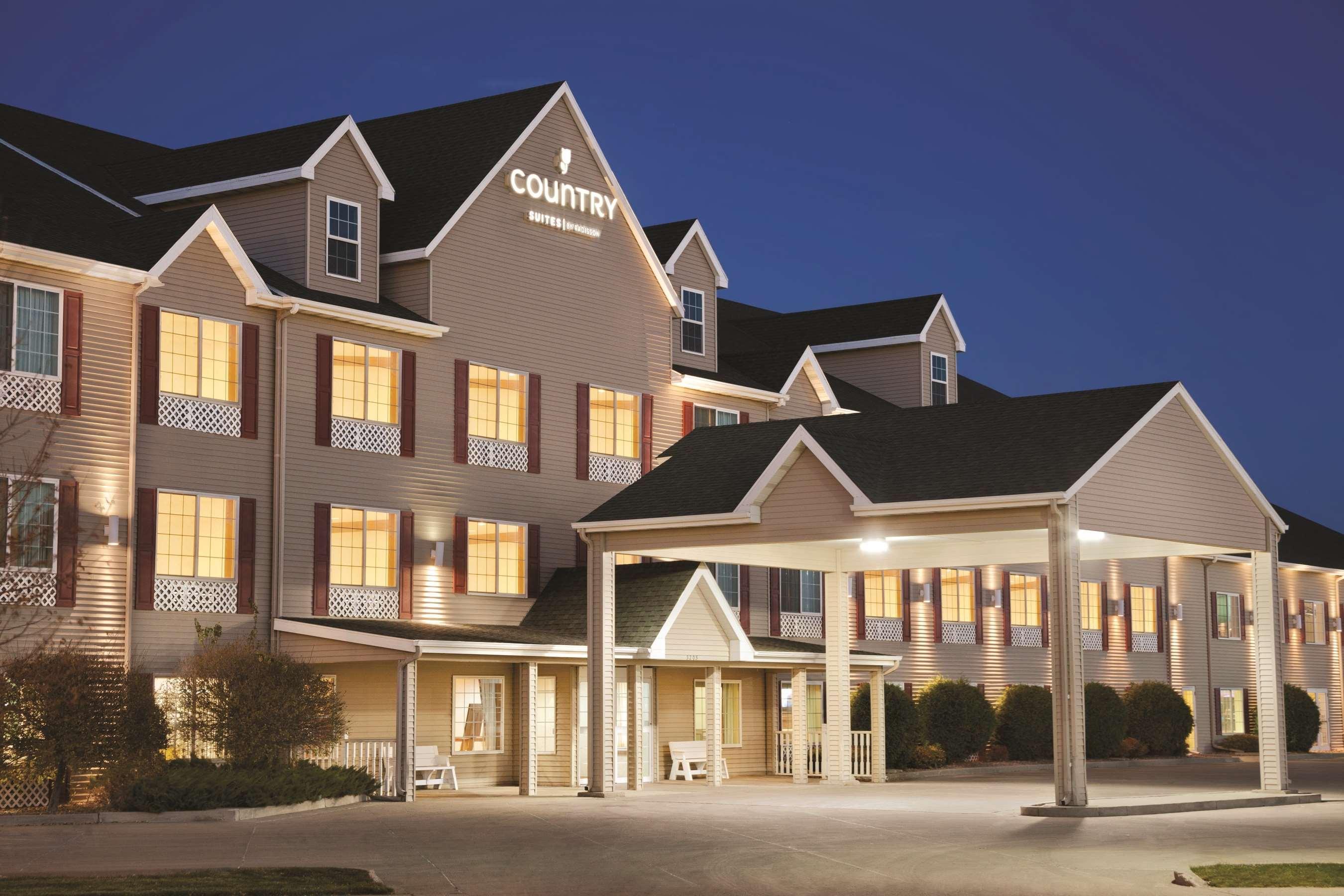 Country Inn & Suites By Radisson Bismarck Waterpark 外观 照片