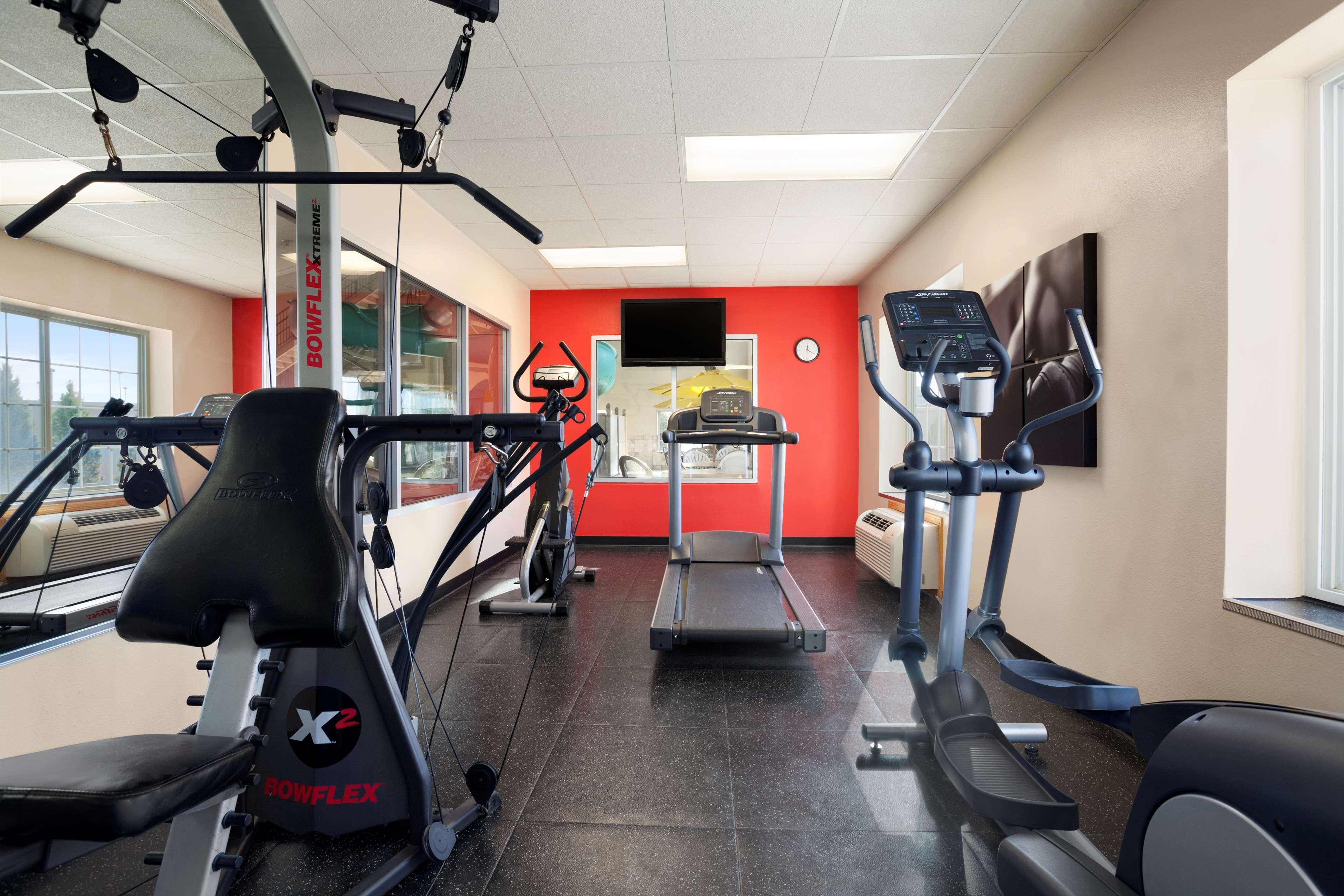Country Inn & Suites By Radisson Bismarck Waterpark 外观 照片